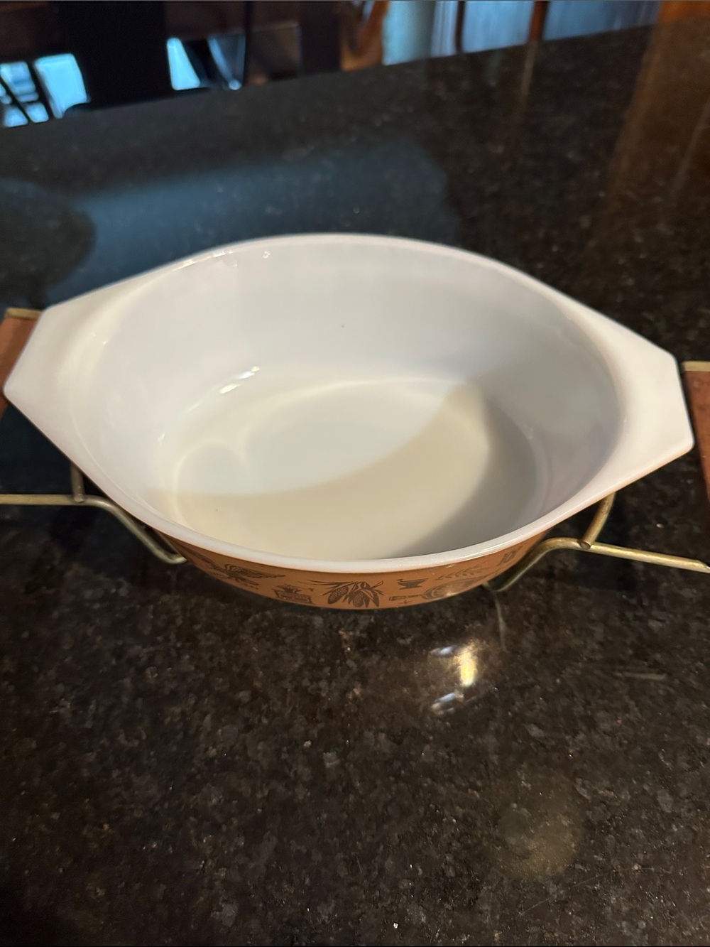 Pyrex casserole dish - Picture 5 of 6